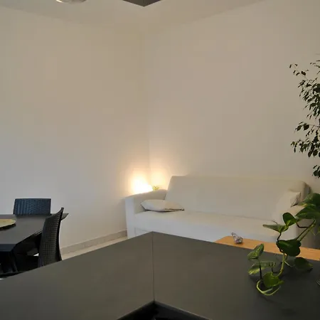 Portello Flat With Balcony Appartement